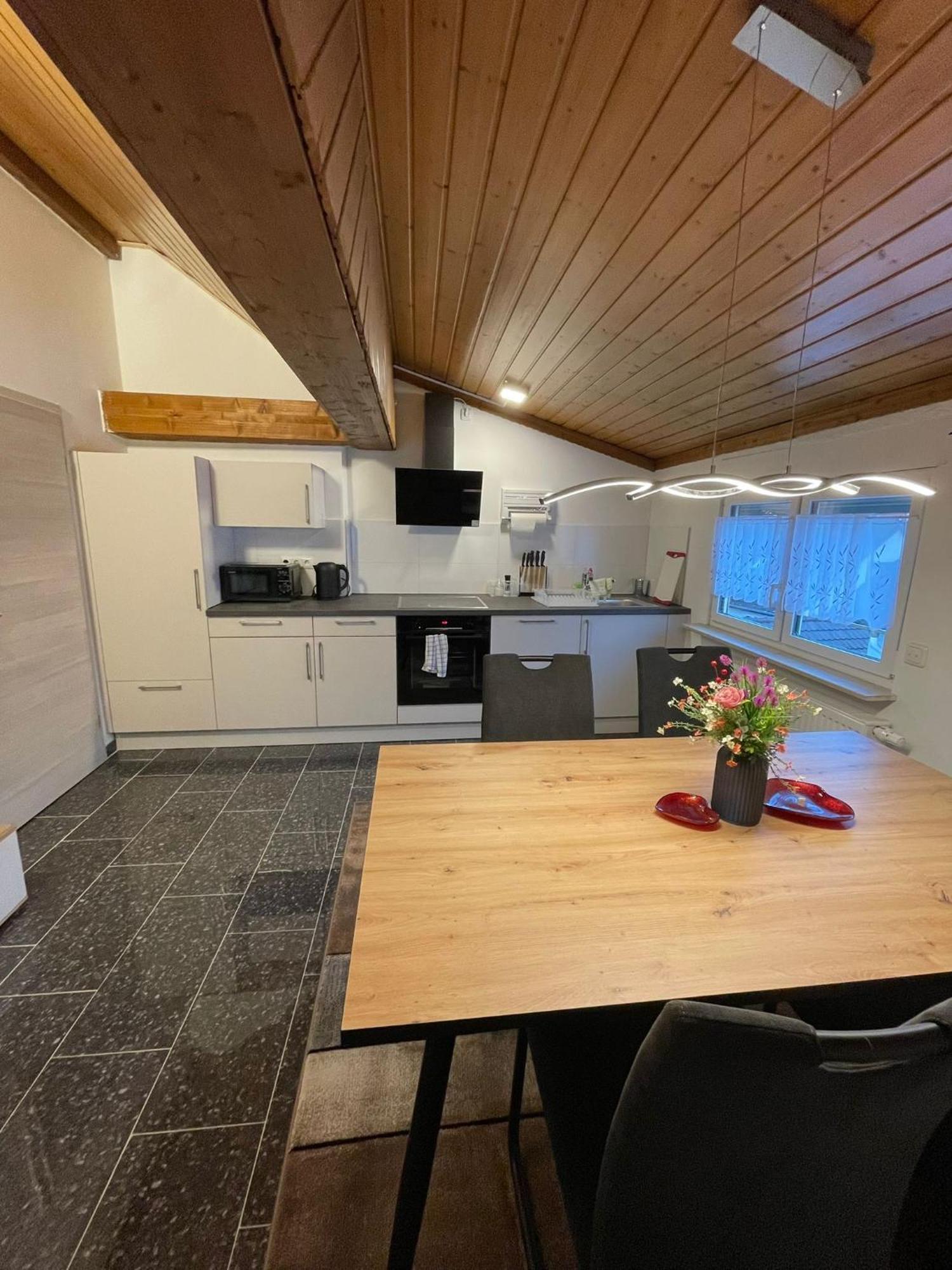 Luis Apartment Ruesselsheim D1 Hassloch  Buitenkant foto