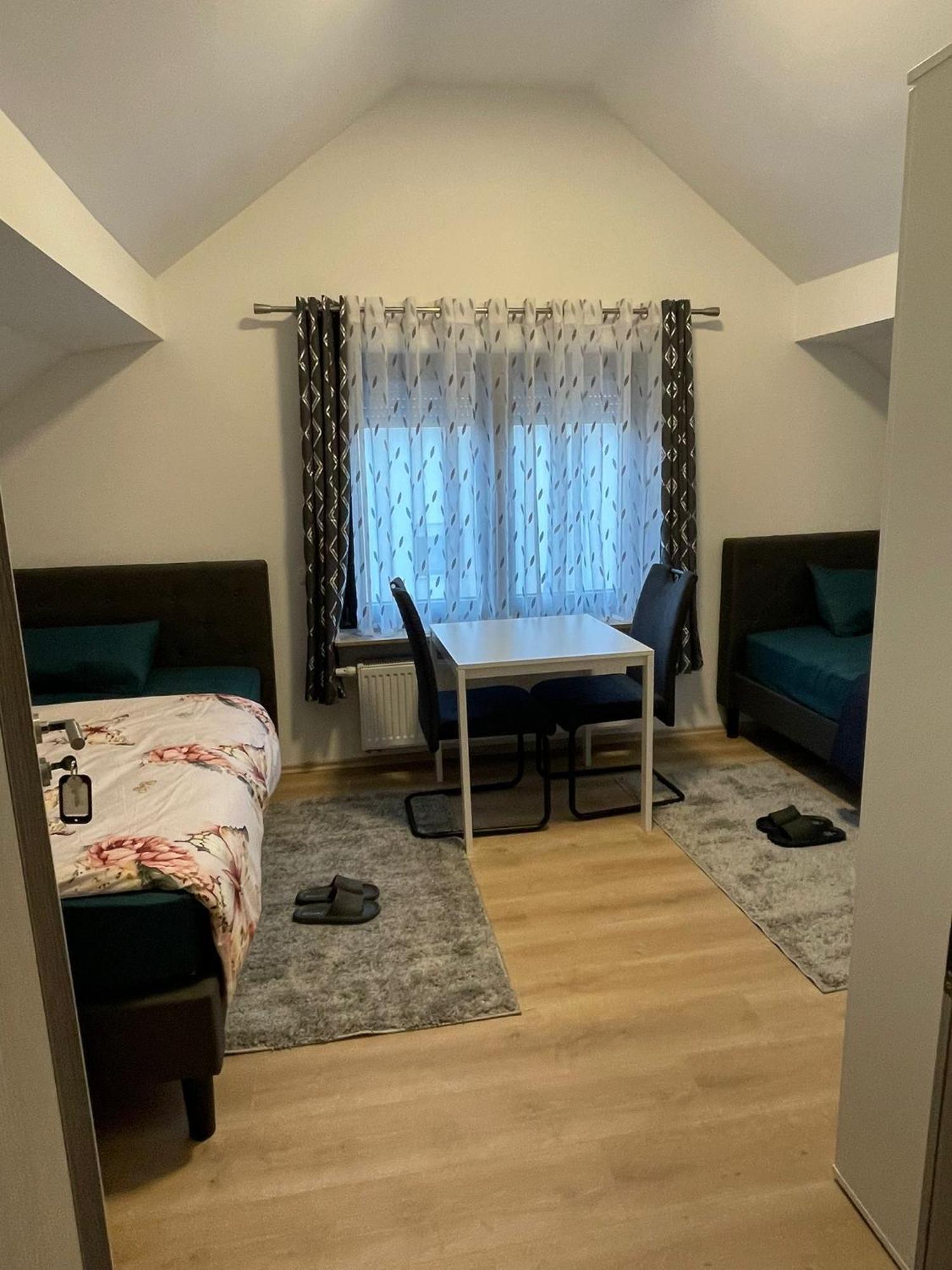 Luis Apartment Ruesselsheim D1 Hassloch  Buitenkant foto